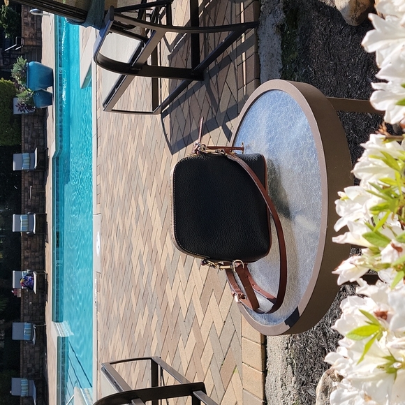 Dooney Bourke Bag - Picture 5 of 15